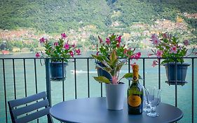 Balcony On The Lake - Free Parking, Lake View